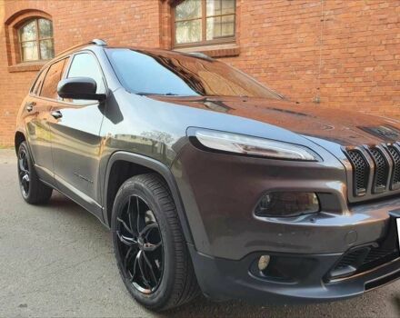Сірий Джип Cherokee, об'ємом двигуна 0 л та пробігом 90 тис. км за 11500 $, фото 1 на Automoto.ua