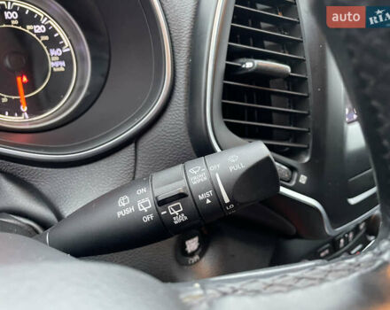 Серый Джип Чероки, объемом двигателя 2.4 л и пробегом 210 тыс. км за 14500 $, фото 38 на Automoto.ua