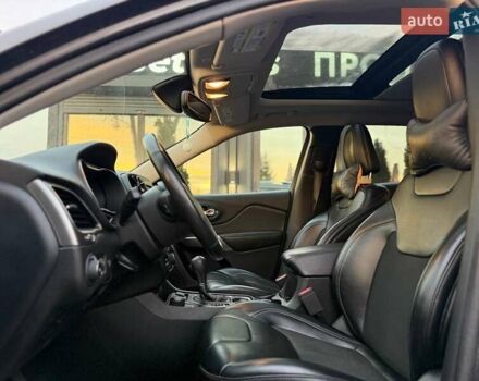 Сірий Джип Cherokee, об'ємом двигуна 2.36 л та пробігом 96 тис. км за 15900 $, фото 16 на Automoto.ua