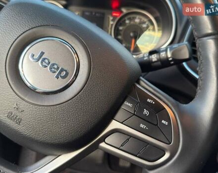 Сірий Джип Cherokee, об'ємом двигуна 2.36 л та пробігом 149 тис. км за 16900 $, фото 27 на Automoto.ua