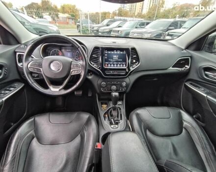 Серый Джип Чероки, объемом двигателя 2.4 л и пробегом 55 тыс. км за 17490 $, фото 13 на Automoto.ua