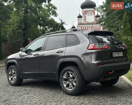 Джип Чероки 2018 в Киеве на Automoto.ua Серый Джип Чероки, объемом двигателя 1.99 л и пробегом 78 тыс. км за 22500 $, фото 12 на Automoto.ua