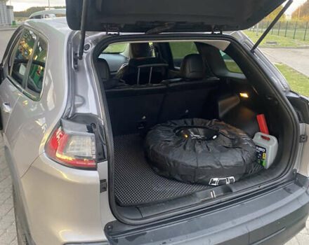 Серый Джип Чероки, объемом двигателя 2.36 л и пробегом 176 тыс. км за 16200 $, фото 30 на Automoto.ua