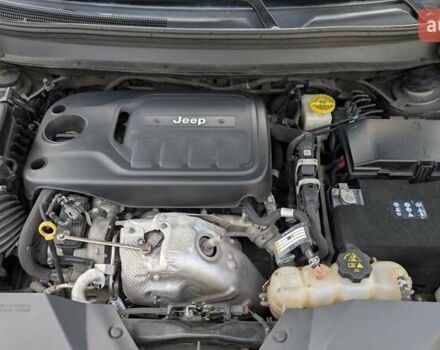 Сірий Джип Cherokee, об'ємом двигуна 2 л та пробігом 109 тис. км за 18700 $, фото 26 на Automoto.ua