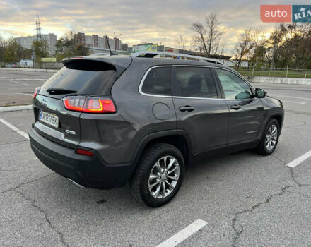 Джип Cherokee 2018 у Києві на Automoto.ua Сірий Джип Cherokee, об'ємом двигуна 3.24 л та пробігом 103 тис. км за 17800 $, фото 2 на Automoto.ua