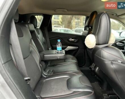 Серый Джип Чероки, объемом двигателя 2.4 л и пробегом 152 тыс. км за 15490 $, фото 16 на Automoto.ua