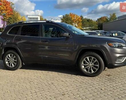 Сірий Джип Cherokee, об'ємом двигуна 1.99 л та пробігом 117 тис. км за 17500 $, фото 4 на Automoto.ua