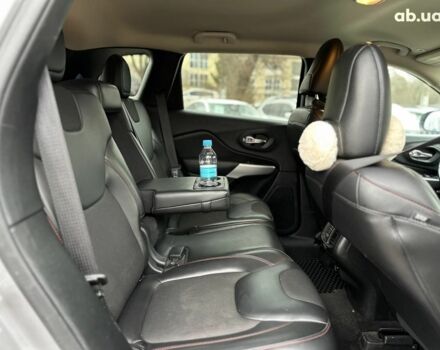 Серый Джип Чероки, объемом двигателя 2.4 л и пробегом 152 тыс. км за 15490 $, фото 16 на Automoto.ua