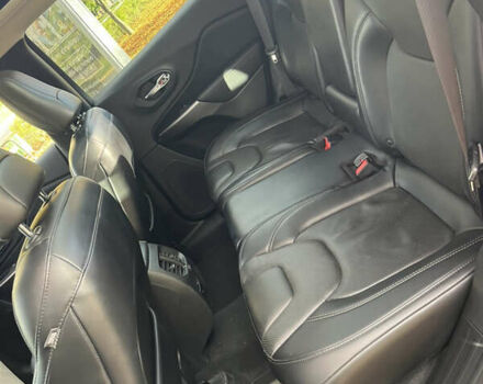 Серый Джип Чероки, объемом двигателя 3.24 л и пробегом 107 тыс. км за 19500 $, фото 18 на Automoto.ua