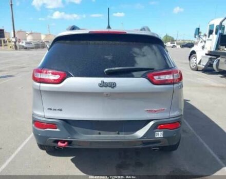 Сірий Джип Cherokee, об'ємом двигуна 2.4 л та пробігом 34 тис. км за 3000 $, фото 15 на Automoto.ua