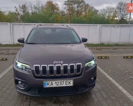 Джип Чероки 2018 в Киеве на Automoto.ua Серый Джип Чероки, объемом двигателя 3.2 л и пробегом 103 тыс. км за 17500 $, фото 2 на Automoto.ua