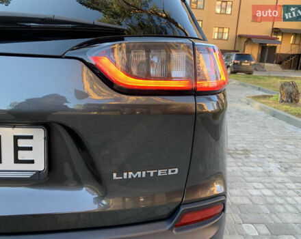 Сірий Джип Cherokee, об'ємом двигуна 2.36 л та пробігом 150 тис. км за 16600 $, фото 14 на Automoto.ua