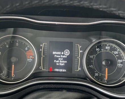 Сірий Джип Cherokee, об'ємом двигуна 2.36 л та пробігом 205 тис. км за 13950 $, фото 6 на Automoto.ua