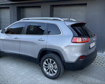 Серый Джип Чероки, объемом двигателя 2.4 л и пробегом 221 тыс. км за 16999 $, фото 1 на Automoto.ua