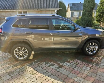 Сірий Джип Cherokee, об'ємом двигуна 0.24 л та пробігом 26 тис. км за 17900 $, фото 4 на Automoto.ua