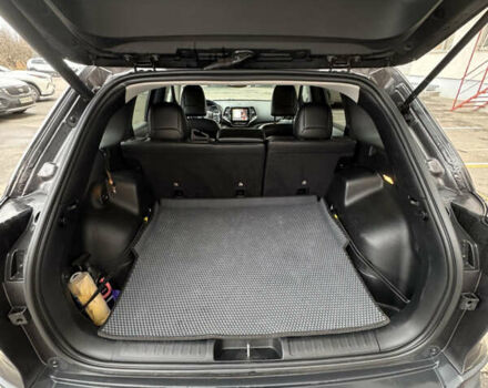 Серый Джип Чероки, объемом двигателя 2.36 л и пробегом 156 тыс. км за 17500 $, фото 20 на Automoto.ua