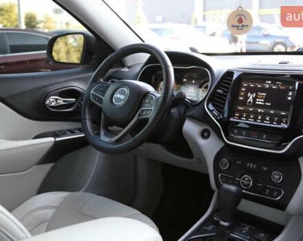 Сірий Джип Cherokee, об'ємом двигуна 3.24 л та пробігом 88 тис. км за 15999 $, фото 5 на Automoto.ua