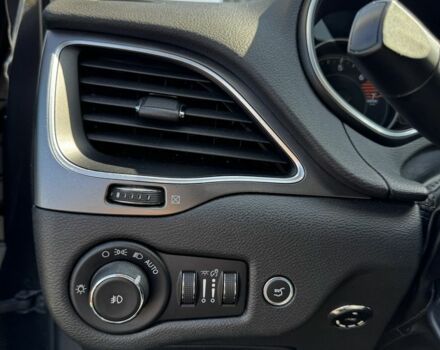 Сірий Джип Cherokee, об'ємом двигуна 2.4 л та пробігом 112 тис. км за 20700 $, фото 11 на Automoto.ua