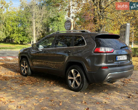 Серый Джип Чероки, объемом двигателя 3.24 л и пробегом 108 тыс. км за 19500 $, фото 3 на Automoto.ua