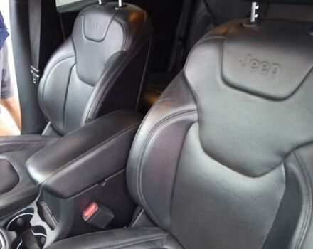 Сірий Джип Cherokee, об'ємом двигуна 2.36 л та пробігом 190 тис. км за 16600 $, фото 4 на Automoto.ua