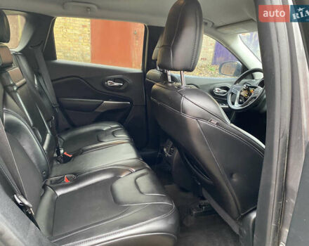 Сірий Джип Cherokee, об'ємом двигуна 2.4 л та пробігом 161 тис. км за 9300 $, фото 24 на Automoto.ua