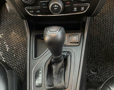 Серый Джип Чероки, объемом двигателя 2.36 л и пробегом 176 тыс. км за 16200 $, фото 28 на Automoto.ua