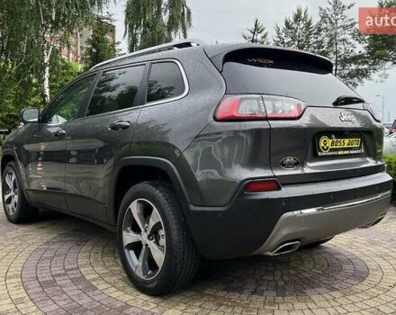 Сірий Джип Cherokee, об'ємом двигуна 2 л та пробігом 28 тис. км за 20690 $, фото 4 на Automoto.ua