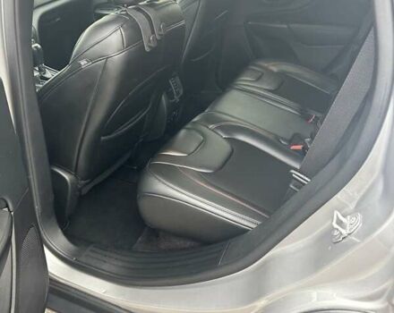 Серый Джип Чероки, объемом двигателя 1.99 л и пробегом 132 тыс. км за 18500 $, фото 8 на Automoto.ua