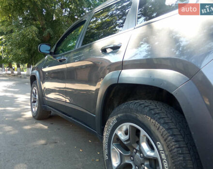 Джип Чероки 2018 в Кропивницком (Кировограде) на Automoto.ua Серый Джип Чероки, объемом двигателя 3.2 л и пробегом 134 тыс. км за 21500 $, фото 18 на Automoto.ua