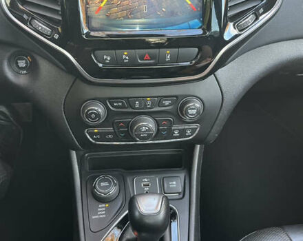 Серый Джип Чероки, объемом двигателя 3.24 л и пробегом 107 тыс. км за 19500 $, фото 47 на Automoto.ua