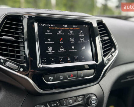 Сірий Джип Cherokee, об'ємом двигуна 2 л та пробігом 28 тис. км за 20690 $, фото 27 на Automoto.ua