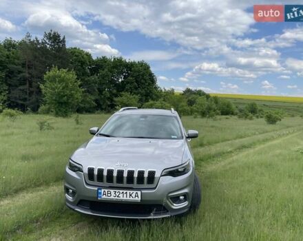 Серый Джип Чероки, объемом двигателя 2.4 л и пробегом 112 тыс. км за 18900 $, фото 5 на Automoto.ua