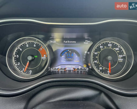 Серый Джип Чероки, объемом двигателя 3.24 л и пробегом 107 тыс. км за 19500 $, фото 48 на Automoto.ua