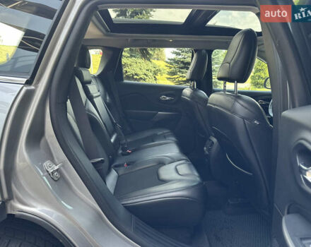 Сірий Джип Cherokee, об'ємом двигуна 2.36 л та пробігом 91 тис. км за 16500 $, фото 36 на Automoto.ua