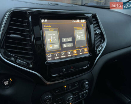 Серый Джип Чероки, объемом двигателя 3.24 л и пробегом 127 тыс. км за 22000 $, фото 18 на Automoto.ua