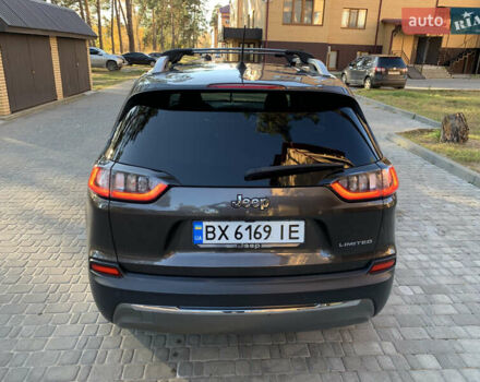 Сірий Джип Cherokee, об'ємом двигуна 2.36 л та пробігом 150 тис. км за 16600 $, фото 5 на Automoto.ua