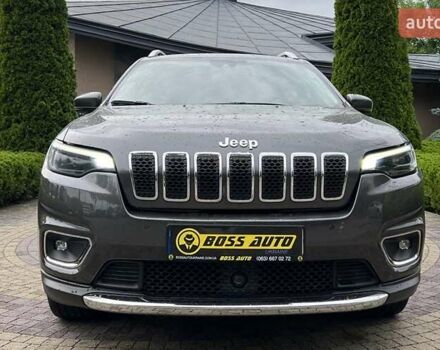 Сірий Джип Cherokee, об'ємом двигуна 2 л та пробігом 28 тис. км за 20690 $, фото 1 на Automoto.ua