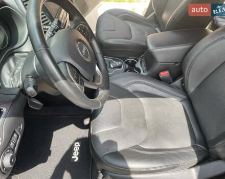 Серый Джип Чероки, объемом двигателя 1.99 л и пробегом 70 тыс. км за 16500 $, фото 7 на Automoto.ua