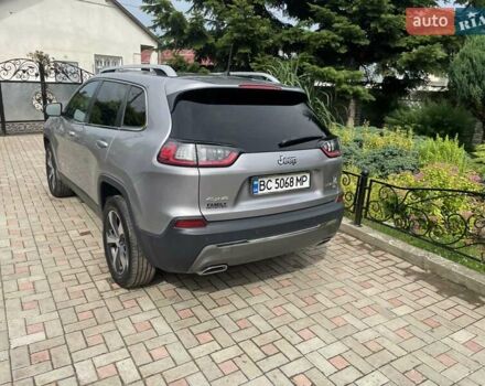 Серый Джип Чероки, объемом двигателя 1.99 л и пробегом 70 тыс. км за 16500 $, фото 2 на Automoto.ua