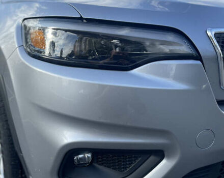 Серый Джип Чероки, объемом двигателя 3.24 л и пробегом 119 тыс. км за 14399 $, фото 3 на Automoto.ua