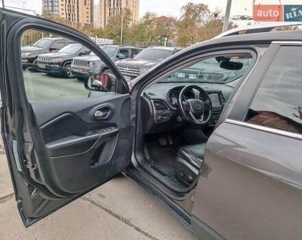 Серый Джип Чероки, объемом двигателя 2.4 л и пробегом 55 тыс. км за 17490 $, фото 18 на Automoto.ua