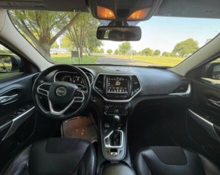 Сірий Джип Cherokee, об'ємом двигуна 2.4 л та пробігом 63 тис. км за 8300 $, фото 10 на Automoto.ua