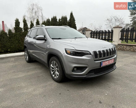 Серый Джип Чероки, объемом двигателя 2.36 л и пробегом 142 тыс. км за 14200 $, фото 1 на Automoto.ua