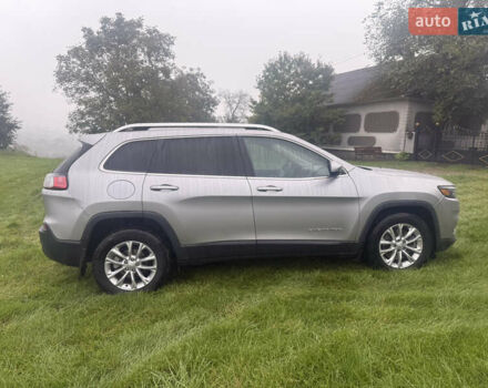 Сірий Джип Cherokee, об'ємом двигуна 2.36 л та пробігом 189 тис. км за 13800 $, фото 5 на Automoto.ua