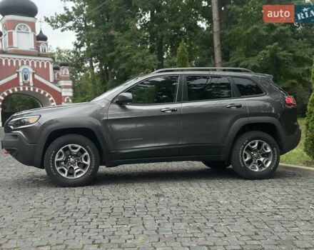 Джип Чероки 2018 в Киеве на Automoto.ua Серый Джип Чероки, объемом двигателя 1.99 л и пробегом 78 тыс. км за 22500 $, фото 21 на Automoto.ua
