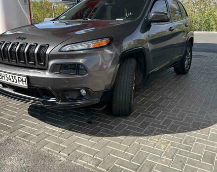 Серый Джип Чероки, объемом двигателя 3.24 л и пробегом 52 тыс. км за 15800 $, фото 1 на Automoto.ua