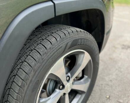 Серый Джип Чероки, объемом двигателя 3.2 л и пробегом 225 тыс. км за 15000 $, фото 11 на Automoto.ua