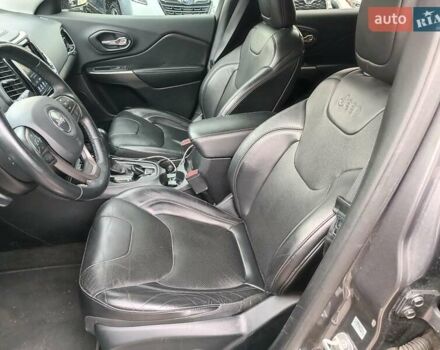 Серый Джип Чероки, объемом двигателя 2.4 л и пробегом 55 тыс. км за 17490 $, фото 19 на Automoto.ua