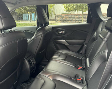 Серый Джип Чероки, объемом двигателя 2.36 л и пробегом 128 тыс. км за 18200 $, фото 7 на Automoto.ua