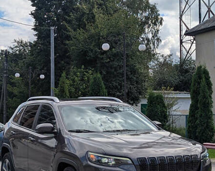 Сірий Джип Cherokee, об'ємом двигуна 2.36 л та пробігом 154 тис. км за 17100 $, фото 1 на Automoto.ua
